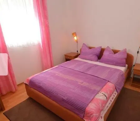 Dominka Apartment