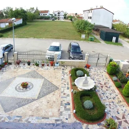 Apartment Dominka Porec