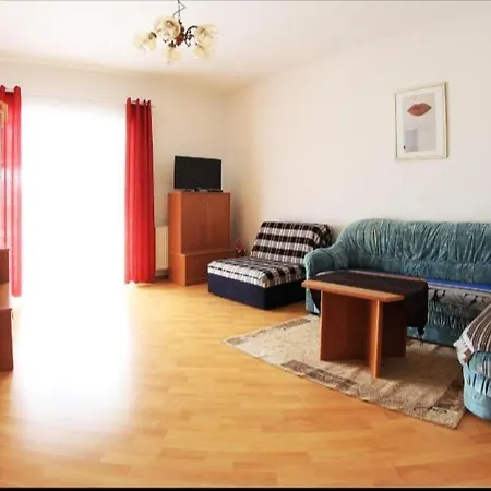 Dominka Apartment *